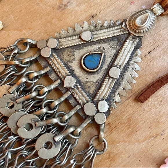 Handmade Eilat Stone Vintage Kuchi Pendant Leather Necklace - Picture 6 of 13